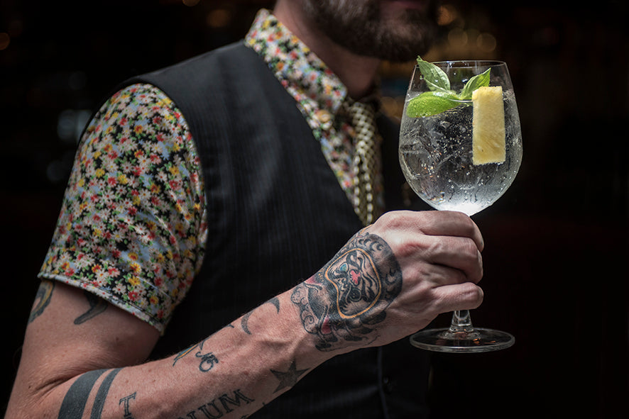 IT’S A GIN TONIC PARTY BABY! (WHYS, HOWS AND WHEREFORES) - Iron Balls Official